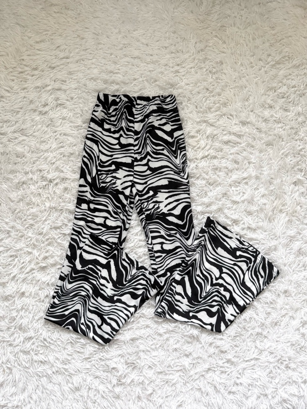 SHEIN Black & White Zebra Flare Pants